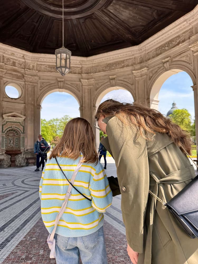 Thrilling Adventures in Munich #4